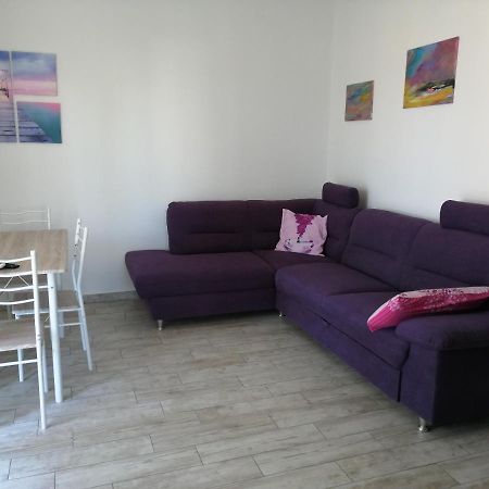 Apartmani Nevera Крк Экстерьер фото