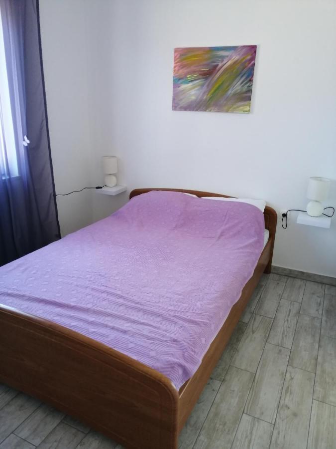 Apartmani Nevera Крк Экстерьер фото