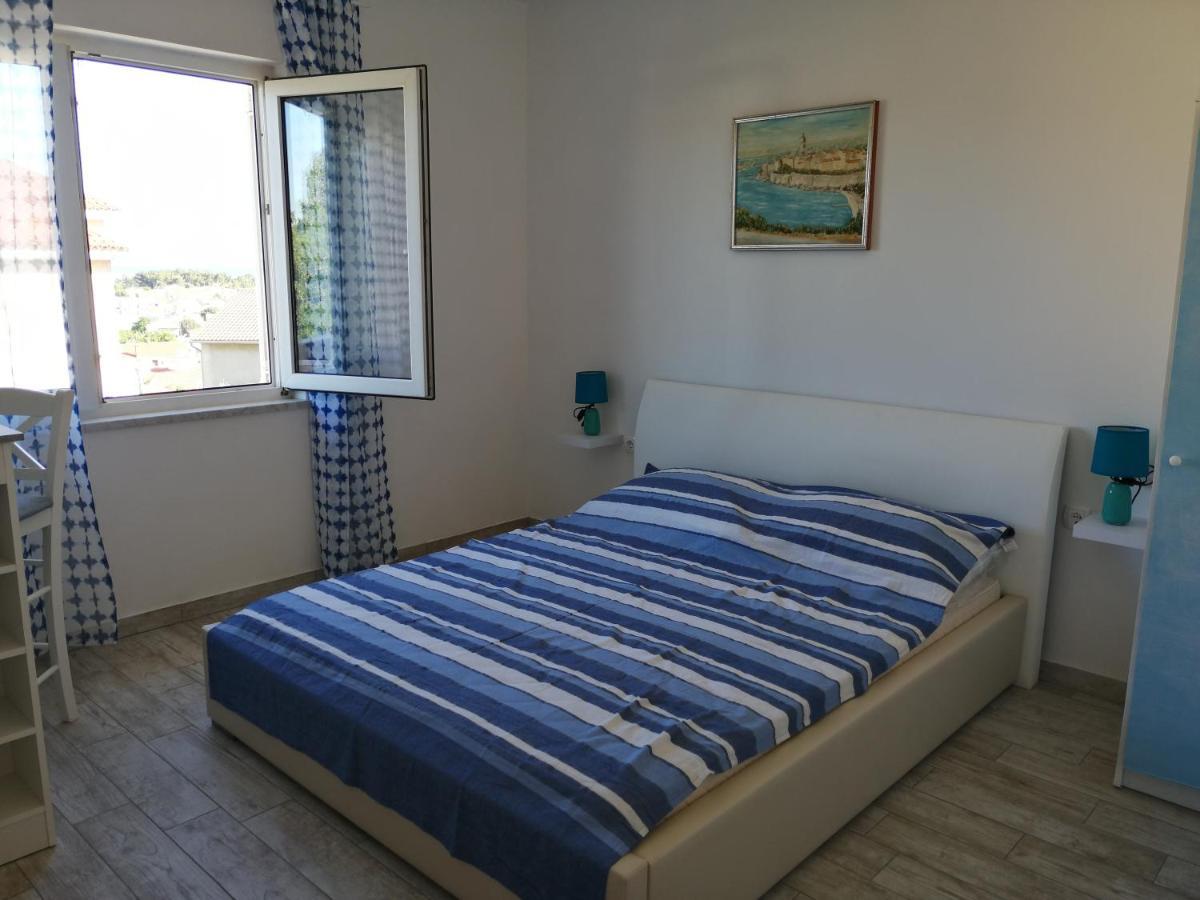 Apartmani Nevera Крк Экстерьер фото